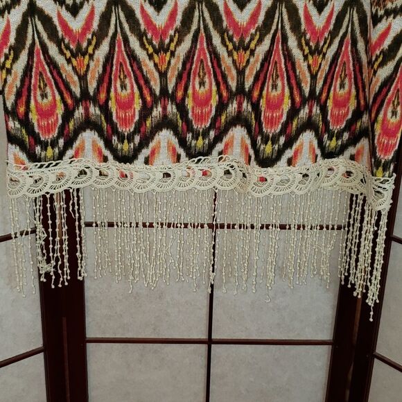 Signature Studio Contemporary Fashionable Fringe Top - Picture 3 of 7